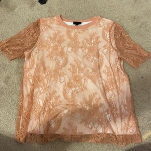 Who what wear size medium tshirt with pink lace overlay